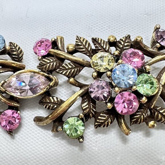 Vintage Set Signed CORO Bracelet 7" & Earrings Antique Gold Tone Rhinestones - Picture 10 of 16